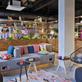 MOXY Berlin Humboldthain Park，位于柏林的酒店