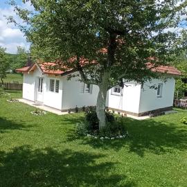 Verina kuća，位于Kosjerić的酒店