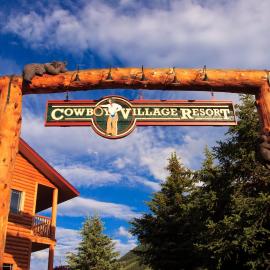 Cowboy Village Resort，位于杰克逊的酒店