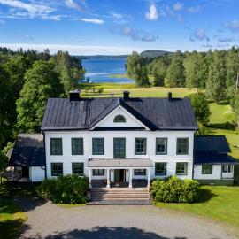Sikfors Herrgård,位于海勒福什的酒店