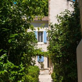 Hôtel LA MARGELLE，位于佩尔纳勒丰泰纳的酒店