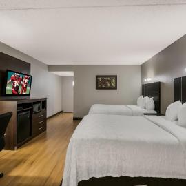 Red Roof Inn PLUS+ & Suites Knoxville West - Cedar Bluff，位于诺克斯维尔的酒店