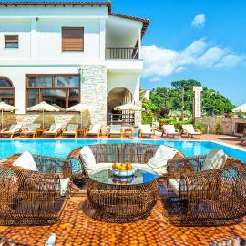 Xenios Possidi Paradise Hotel，位于波塞蒂的酒店