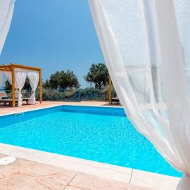Koroni Xenios Zeus, Seaview Summer Retreats，位于科罗尼的酒店