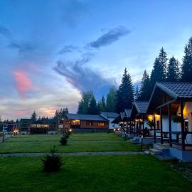 CLUBUL DACILOR，位于Comandău的酒店