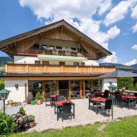 Haus Tirol，位于布利克森塔勒的酒店