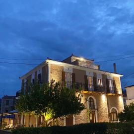 Pension Hirolakas，位于加拉希德松的酒店