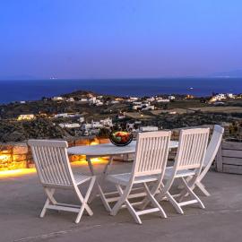 Oniropetra Apartments Mykonos，位于Plintri的酒店
