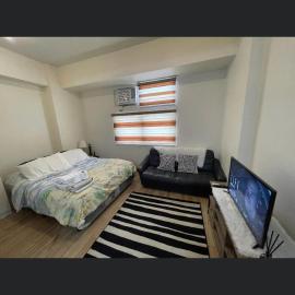 Khentdrick's Place at Holland Park Southwoods，位于Biñan的酒店