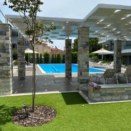 Dina's Holiday Apartment with Pool in Nikiti