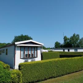 Chalet in Drenthe te huur aan de rand van het bos Drents Friese Wold, veel PRIVACY en RUST