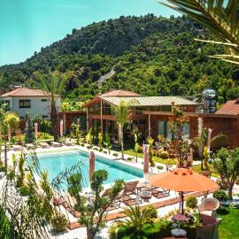 Cirali Hestia Lodge,位于凯麦尔的酒店