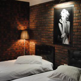 Amadeus Hotel Zielona Góra,位于绿山城的酒店