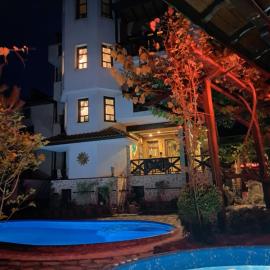 Keremidchieva Kushta Guest House，位于桑丹斯基的酒店