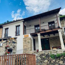 Casa Aturuxo，位于Belesar的酒店