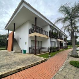 Lake House Resort Country Club & Spa，位于Santander de Quilichao的酒店