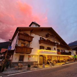Hotel Traube - Stelvio,位于斯泰尔维奥的酒店