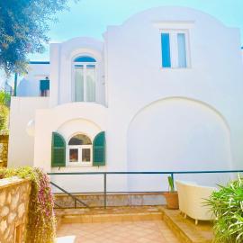 Villa La Zagara by CapriRooms，位于卡普里的酒店