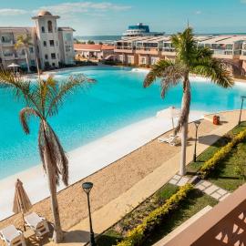 Marom Port Said Resort & Beach，位于塞得港的酒店