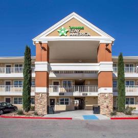 Extended Stay America Suites - El Paso - Airport，位于埃尔帕索的酒店