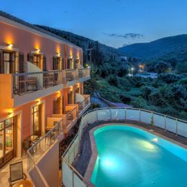 Fiscardo Bay Hotel，位于费斯卡尔德宏的酒店
