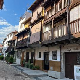 CASA 1860 CANDELEDA，位于坎德莱达的酒店