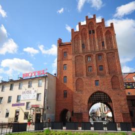 Hotel Wysoka Brama，位于奥尔什丁的酒店