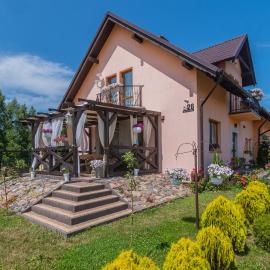 Bursztynek Pokoje Gościnne Jantar，位于詹塔尔的酒店