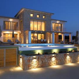 Tsakmakis Villas - Luxury - Panoramic Sea View Lefkada，位于苏卡雷斯的酒店