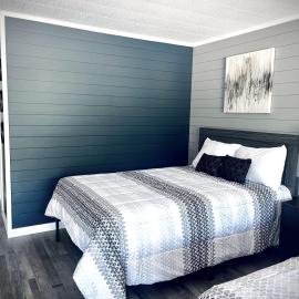 TeePee Room 9-Newly Renovated，位于Roscommon的酒店