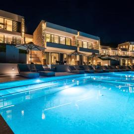 The View Hotel Sofas Coastal Retreat，位于波帝卡的酒店