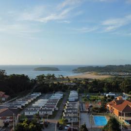 Somo Bungalow Resort - Camping Latas，位于擞莫的酒店