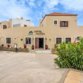 Hotel Marina，位于阿诺吉亚的酒店