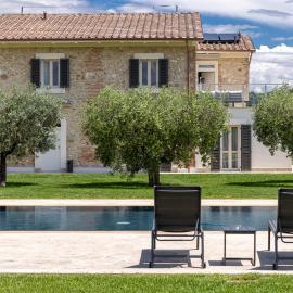 TENUTA FOGLIANI Resort & Natural Spa，位于纳尔尼的酒店