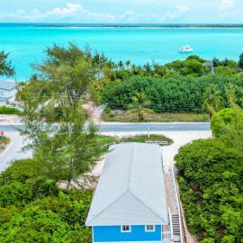 Sheer Bliss BeachView Apt #2，位于Exuma Harbour Estates的酒店