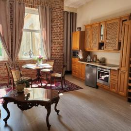 Viktoria Apartament，位于拉克韦雷的酒店