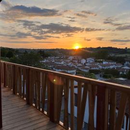 Chalet Eguzkitsua 3 étoiles avec piscine et barbecue - pays basque -，位于阿斯帕朗的酒店