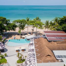 The Fair House Beach Resort & Hotel，位于茶云莱海滩的酒店