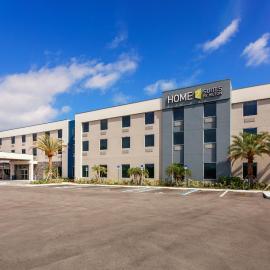 Home2 Suites By Hilton Vero Beach I-95,位于West Vero Corridor的酒店
