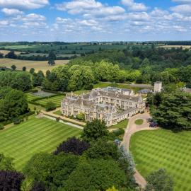 Rushton Hall Hotel and Spa，位于凯特林的酒店