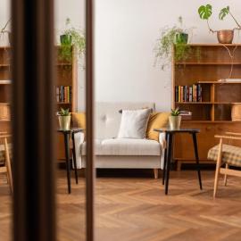 APARTAMENT VINTAGE parter，位于普沃茨克的酒店