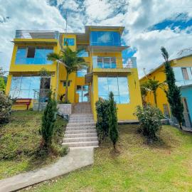 HOTEL PANORAMA SOL，位于Chachagüí的酒店