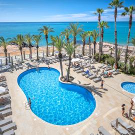 Caprici Beach Hotel & Spa，位于圣苏珊娜的酒店