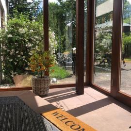 RhönZeit Apartements und Zimmer，位于Hilders的酒店