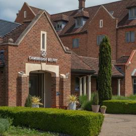 Cambridge Belfry Hotel & Spa,位于剑桥的酒店