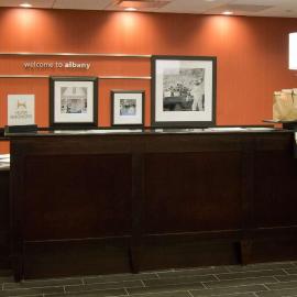 Hampton Inn & Suites Albany at Albany Mall,位于奥尔巴尼的酒店