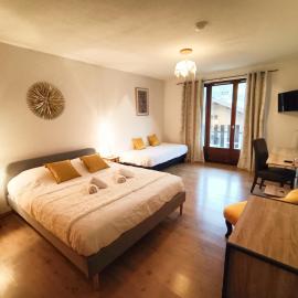 Hotel Plein Soleil，位于阿洛斯的酒店