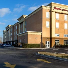 Hampton Inn & Suites Chicago Southland-Matteson，位于马特森的酒店