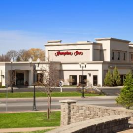 Hampton Inn Geneva,位于日内瓦的酒店