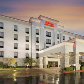Hampton Inn and Suites Tulsa/Catoosa，位于卡图萨的酒店